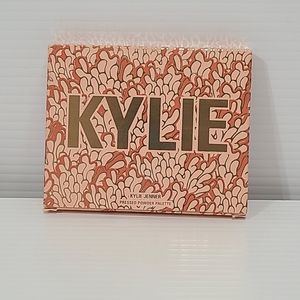Kylie Cosmetics  Under The Sea Eyeshadow Palette